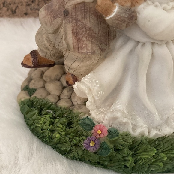 Dakin Susan Wheeler Holly Pond Hill Just Married Bunny Figurine - Picture 4 of 14